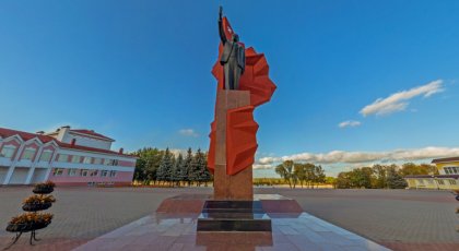 Памятник В.И. Ленину на главной площади города